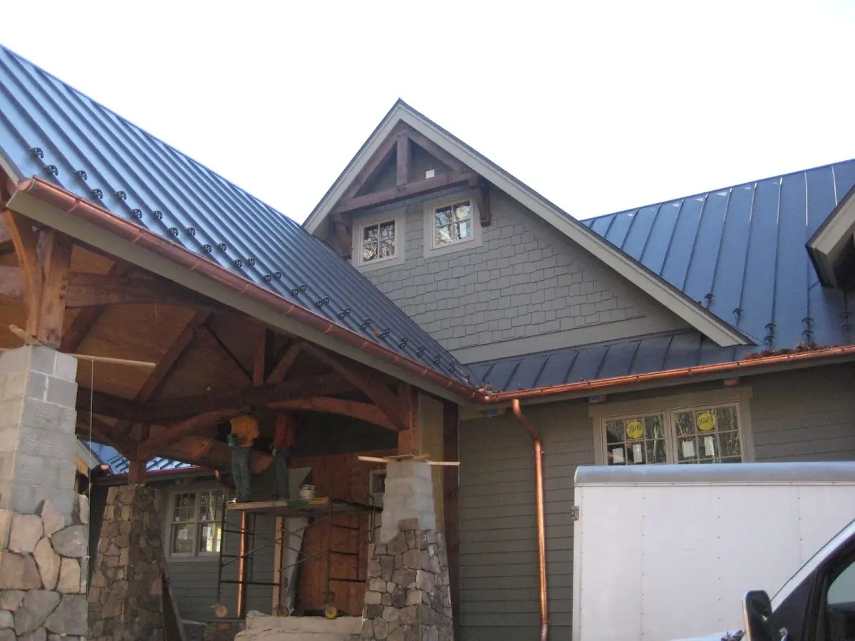 Craftsman Roofing team delivering quality roofing work in Terra Vista